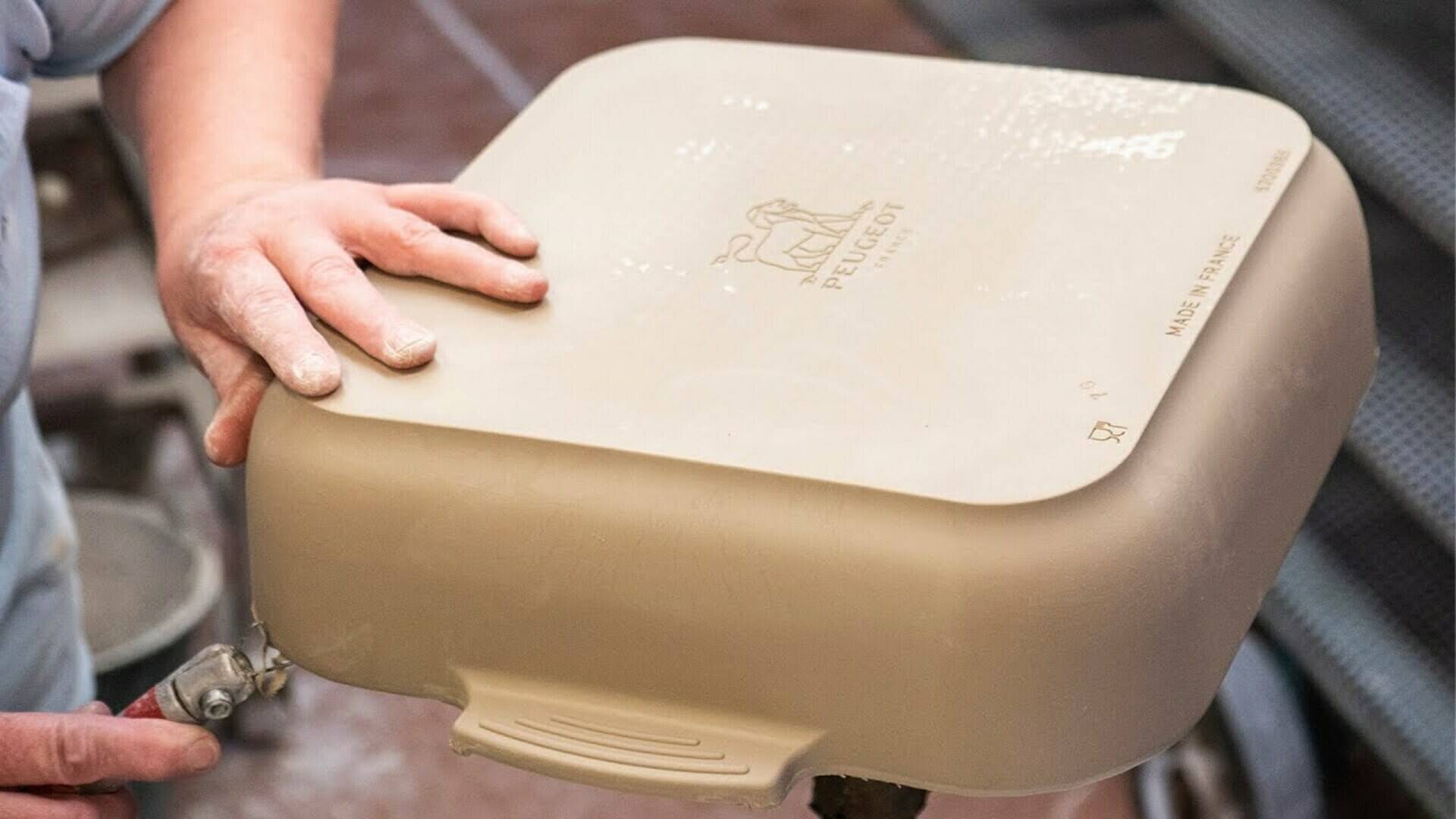 Plats en céramique et art culinaire : une alliance constante au fil des siècles